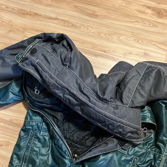 Men’s one piece snowsuit - Picture 9 of 13